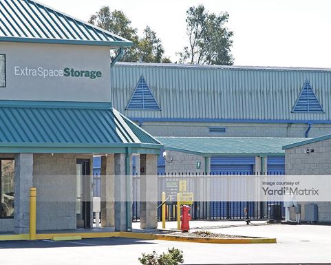 Source URL: https://cdnsc.rentcafe.com/dmslivecafe/3/1060657/1060657-1-2.jpg?width=-1&height=385&quality=80