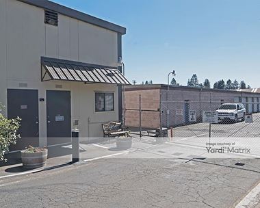 Storage Units for Rent available at 41 Adeline Way, Healdsburg, CA 95448