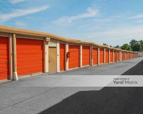 Source URL: https://cdnsc.rentcafe.com/dmslivecafe/3/1060674/1060674-1-2.jpg?width=-1&height=385&quality=80