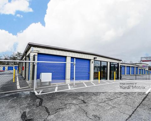 Source URL: https://cdnsc.rentcafe.com/dmslivecafe/3/1060682/1060682-1-3.jpg?width=-1&height=385&quality=80