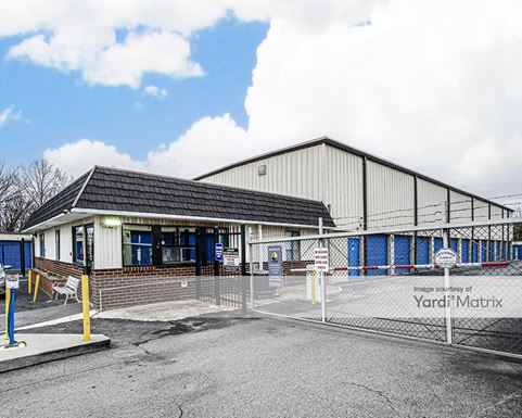 Source URL: https://cdnsc.rentcafe.com/dmslivecafe/3/1060682/1060682-1-4.jpg?width=-1&height=385&quality=80