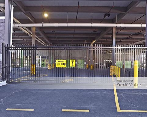 Source URL: https://cdnsc.rentcafe.com/dmslivecafe/3/1060692/1060692-1-2.jpg?width=-1&height=385&quality=80