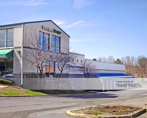 Source URL: https://cdnsc.rentcafe.com/dmslivecafe/3/1060693/1060693-1-3.jpg?width=-1&height=385&quality=80