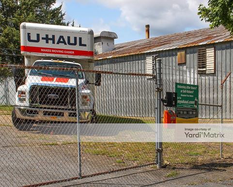 Source URL: https://cdnsc.rentcafe.com/dmslivecafe/3/1060702/1060702-1-5.jpg?width=-1&height=385&quality=80