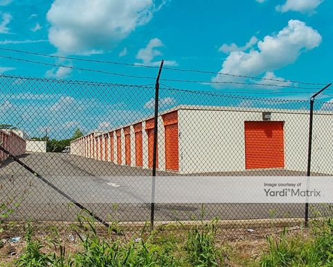 Source URL: https://cdnsc.rentcafe.com/dmslivecafe/3/1060705/1060705-1-2.jpg?width=-1&height=385&quality=80