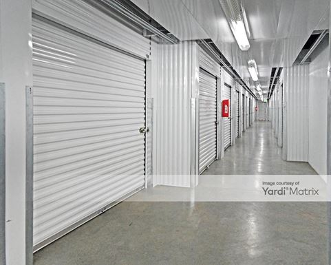 Source URL: https://cdnsc.rentcafe.com/dmslivecafe/3/1060806/1060806-1-8.jpg?width=-1&height=385&quality=80