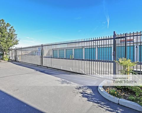 Source URL: https://cdnsc.rentcafe.com/dmslivecafe/3/1060862/1060862-1-2.jpg?width=-1&height=385&quality=80