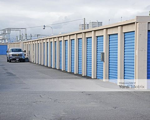 Source URL: https://cdnsc.rentcafe.com/dmslivecafe/3/1060863/1060863-1-3.jpg?width=-1&height=385&quality=80