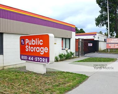 Storage Units for Rent available at 3911 Snell Avenue, San Jose, CA 95136