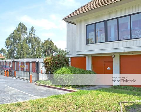 Source URL: https://cdnsc.rentcafe.com/dmslivecafe/3/1060896/1060896-1-4.jpg?width=-1&height=385&quality=80