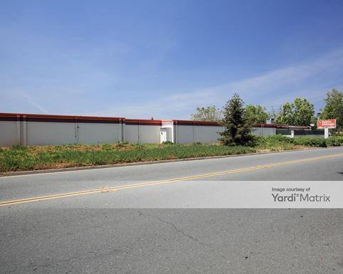 Source URL: https://cdnsc.rentcafe.com/dmslivecafe/3/1060897/1060897-1-3.jpg?width=-1&height=385&quality=80