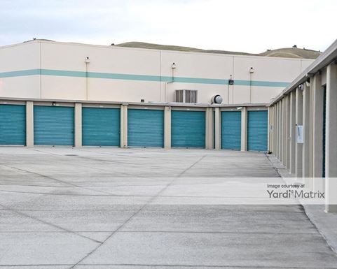 Source URL: https://cdnsc.rentcafe.com/dmslivecafe/3/1060902/1060902-1-4.jpg?width=-1&height=385&quality=80