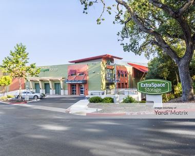 Storage Units for Rent available at 950 University Avenue, Los Gatos, CA 95032