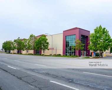 Storage Units for Rent available at 1415 Oakland Road, San Jose, CA 95112