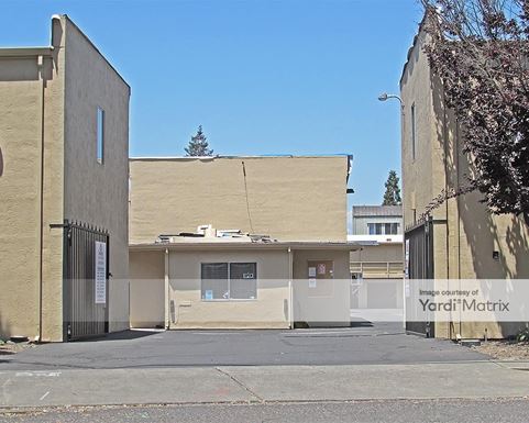 Source URL: https://cdnsc.rentcafe.com/dmslivecafe/3/1060932/1060932-1-4.jpg?width=-1&height=385&quality=80