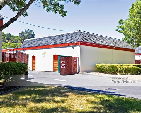 Source URL: https://cdnsc.rentcafe.com/dmslivecafe/3/1060945/1060945-1-3.jpg?width=-1&height=385&quality=80