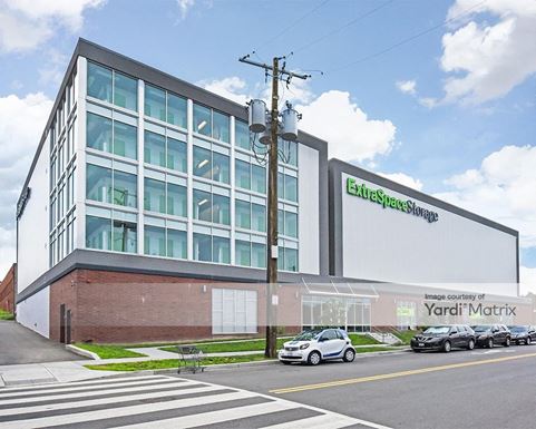 Source URL: https://cdnsc.rentcafe.com/dmslivecafe/3/1060993/1060993-1-2.jpg?width=-1&height=385&quality=80