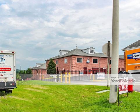 Source URL: https://cdnsc.rentcafe.com/dmslivecafe/3/1061012/1061012-1-6.jpg?width=-1&height=385&quality=80