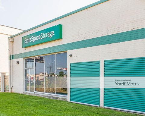 Source URL: https://cdnsc.rentcafe.com/dmslivecafe/3/1061014/1061014-1-4.jpg?width=-1&height=385&quality=80