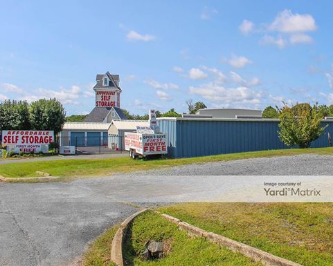 Source URL: https://cdnsc.rentcafe.com/dmslivecafe/3/1061015/1061015-1-2.jpg?width=-1&height=385&quality=80