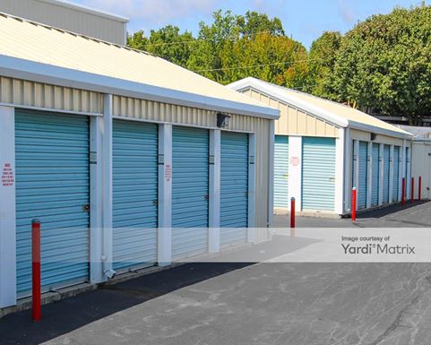 Source URL: https://cdnsc.rentcafe.com/dmslivecafe/3/1061015/1061015-1-5.jpg?width=-1&height=385&quality=80