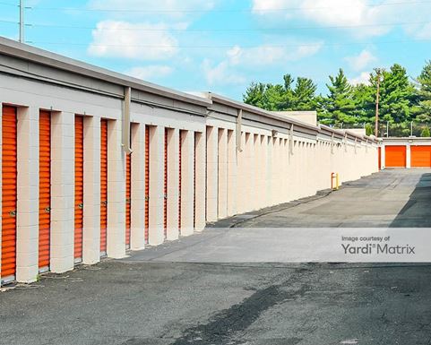 Source URL: https://cdnsc.rentcafe.com/dmslivecafe/3/1061022/1061022-1-5.jpg?width=-1&height=385&quality=80