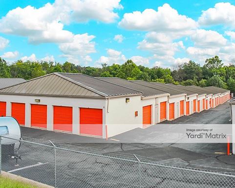 Source URL: https://cdnsc.rentcafe.com/dmslivecafe/3/1061027/1061027-1-2.jpg?width=-1&height=385&quality=80