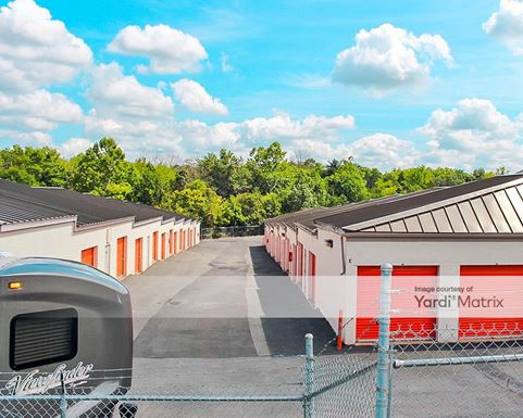 Source URL: https://cdnsc.rentcafe.com/dmslivecafe/3/1061027/1061027-1-3.jpg?width=-1&height=385&quality=80