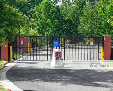 Source URL: https://cdnsc.rentcafe.com/dmslivecafe/3/1061030/1061030-1-3.jpg?width=-1&height=385&quality=80