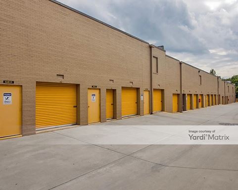 Source URL: https://cdnsc.rentcafe.com/dmslivecafe/3/1061033/1061033-1-4.jpg?width=-1&height=385&quality=80