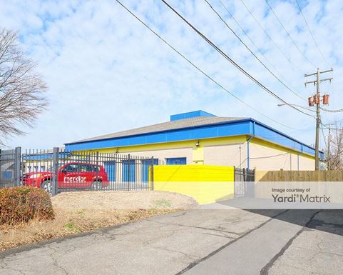 Source URL: https://cdnsc.rentcafe.com/dmslivecafe/3/1061042/1061042-1-3.jpg?width=-1&height=385&quality=80