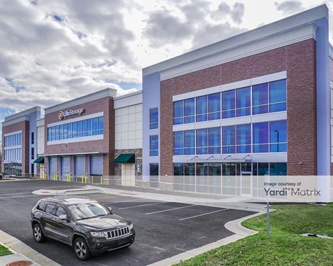 Source URL: https://cdnsc.rentcafe.com/dmslivecafe/3/1061046/1061046-1-3.jpg?width=-1&height=385&quality=80