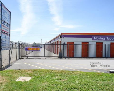 Source URL: https://cdnsc.rentcafe.com/dmslivecafe/3/1061072/1061072-1-4.jpg?width=-1&height=385&quality=80