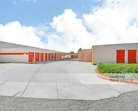 Source URL: https://cdnsc.rentcafe.com/dmslivecafe/3/1061091/1061091-1-2.jpg?width=-1&height=385&quality=80