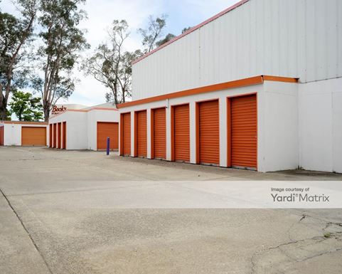 Source URL: https://cdnsc.rentcafe.com/dmslivecafe/3/1061091/1061091-1-4.jpg?width=-1&height=385&quality=80