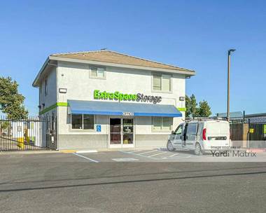 Storage Units for Rent available at 8870 Fruitridge Road, Sacramento, CA 95826