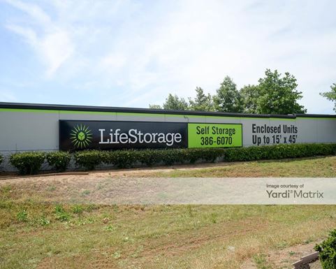 Source URL: https://cdnsc.rentcafe.com/dmslivecafe/3/1061111/1061111-1-5.jpg?width=-1&height=385&quality=80