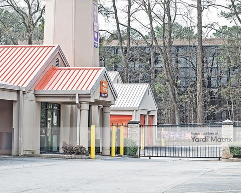 Source URL: https://cdnsc.rentcafe.com/dmslivecafe/3/1061140/1061140-1-3.jpg?width=-1&height=385&quality=80