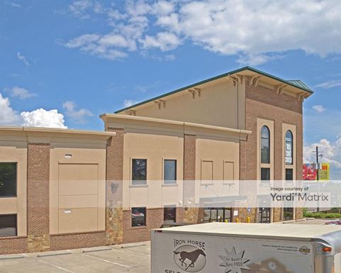 Source URL: https://cdnsc.rentcafe.com/dmslivecafe/3/1061145/1061145-1-2.jpg?width=-1&height=385&quality=80