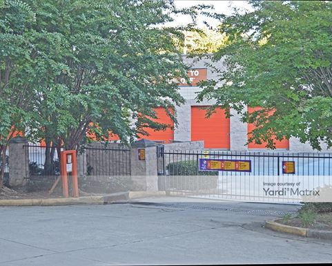 Source URL: https://cdnsc.rentcafe.com/dmslivecafe/3/1061150/1061150-1-2.jpg?width=-1&height=385&quality=80