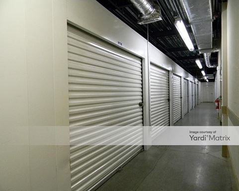 Source URL: https://cdnsc.rentcafe.com/dmslivecafe/3/1061153/1061153-1-4.jpg?width=-1&height=385&quality=80