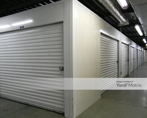 Source URL: https://cdnsc.rentcafe.com/dmslivecafe/3/1061153/1061153-1-5.jpg?width=-1&height=385&quality=80