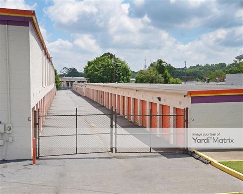 Source URL: https://cdnsc.rentcafe.com/dmslivecafe/3/1061164/1061164-1-2.jpg?width=-1&height=385&quality=80