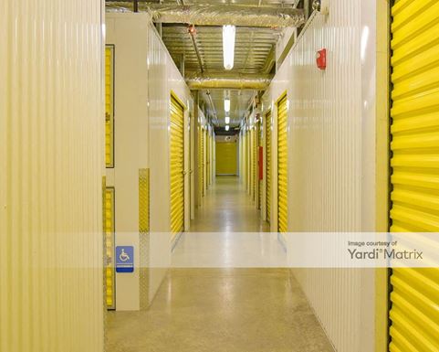 Source URL: https://cdnsc.rentcafe.com/dmslivecafe/3/1061171/1061171-1-5.jpg?width=-1&height=385&quality=80