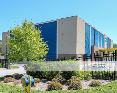 Source URL: https://cdnsc.rentcafe.com/dmslivecafe/3/1061171/1061171-1-6.jpg?width=-1&height=385&quality=80