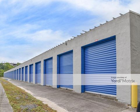 Source URL: https://cdnsc.rentcafe.com/dmslivecafe/3/1061201/1061201-1-2.jpg?width=-1&height=385&quality=80