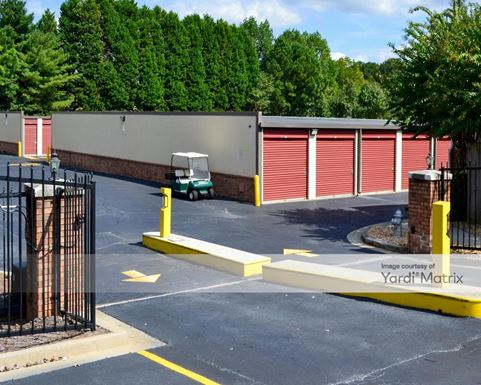 Source URL: https://cdnsc.rentcafe.com/dmslivecafe/3/1061232/1061232-1-3.jpg?width=-1&height=385&quality=80