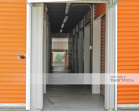 Source URL: https://cdnsc.rentcafe.com/dmslivecafe/3/1061237/1061237-1-5.jpg?width=-1&height=385&quality=80