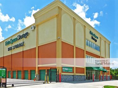 Storage Units for Rent available at 1419 Cobb Pkwy North, Marietta, GA 30062