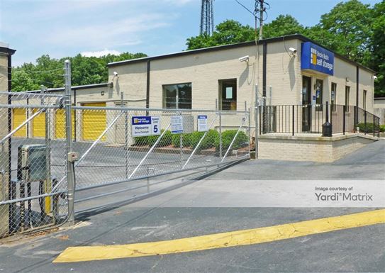 Source URL: https://cdnsc.rentcafe.com/dmslivecafe/3/1061247/1061247-1-5.jpg?width=-1&height=385&quality=80